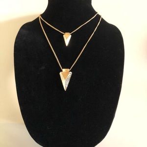 NEW DOUBLE ARROW NECKLACE!